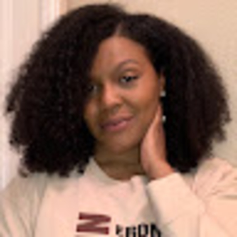 Meet your Posher, Ebonee
